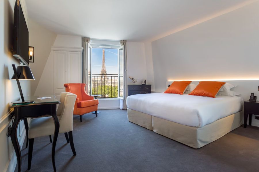 8 Top Paris Hotels With Amazing Views you MUST book - Hotel La Comtesse