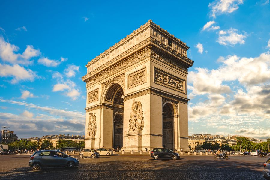 This is an image of the Arc de Triomphe in the middle of its massive roundabout.