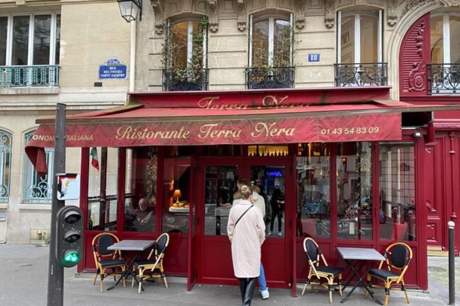 Emily in Paris filming locations: This is an image of the front of Gabriel's restaurant in Emily in Paris.