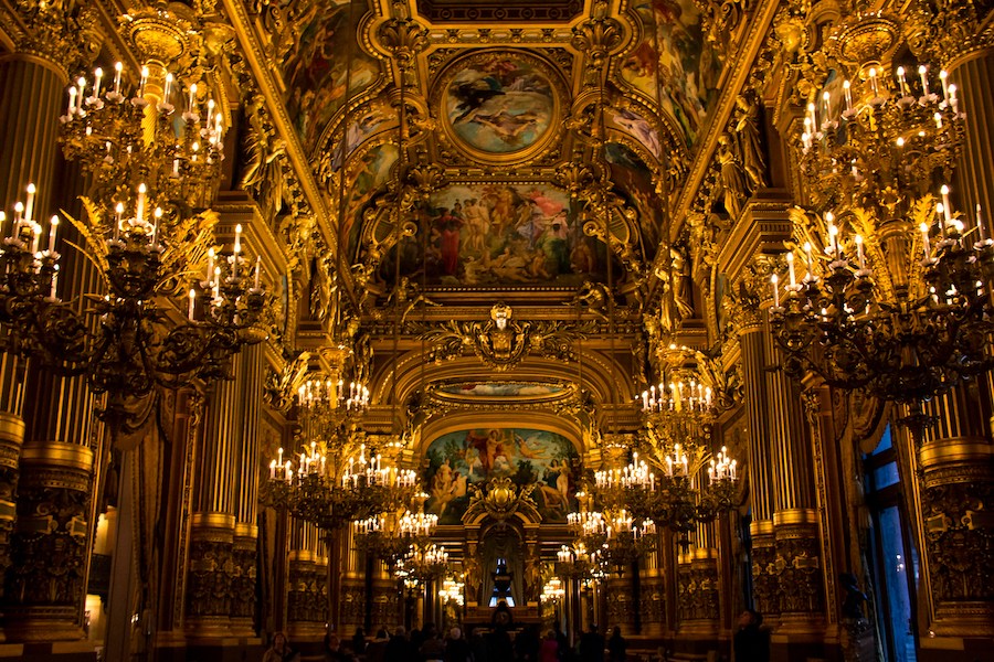 8 Cool Things To Do In Paris At Night
