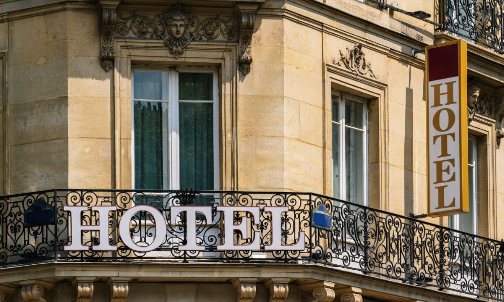 This is an image of a hotel-front in Paris.