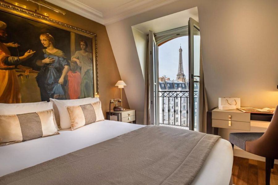 9 Best Hotels with Views of the Eiffel Tower